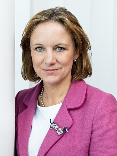 portrait of Claire Bassett